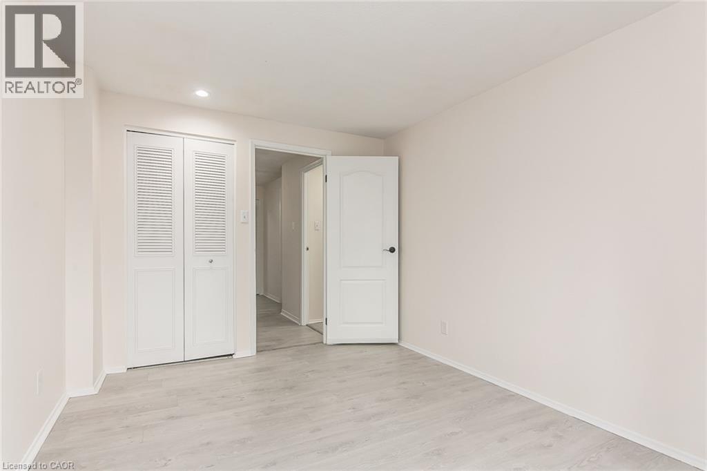 279 Sandowne Drive Unit# 7, Waterloo, Ontario  N2K 2C1 - Photo 39 - 40850098