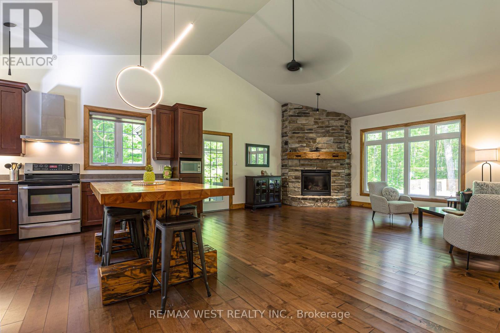 215 Flatrock Road, Tweed, Ontario  K0K 2Y0 - Photo 4 - X13626296