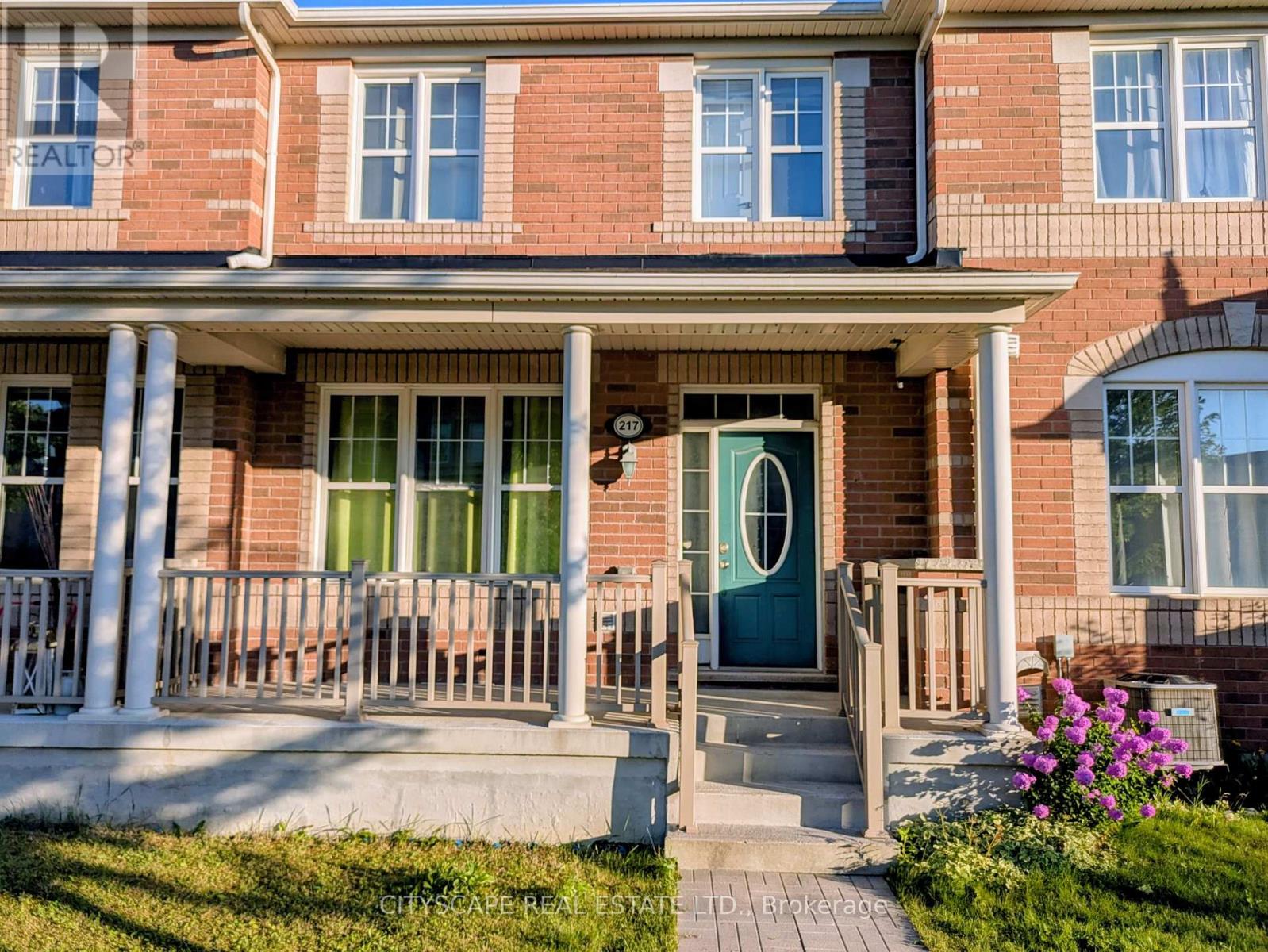 217 Riverlands Avenue, Markham, Ontario  L6B 0V8 - Photo 2 - N13626282