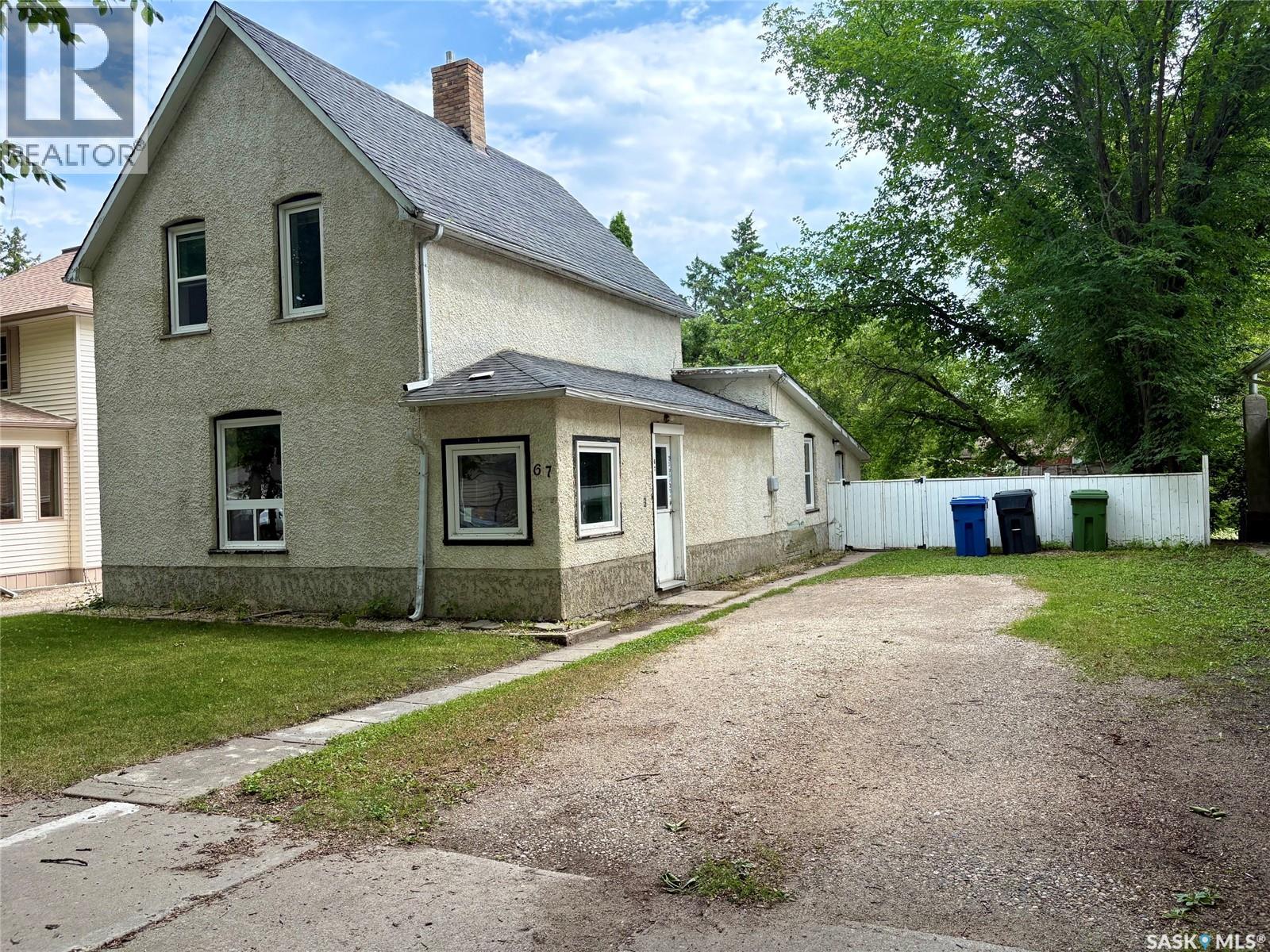 67 Assiniboia Avenue, Yorkton, Saskatchewan  S3N 1N7 - Photo 3 - SK044197