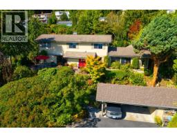 560 CRAIGMOHR DRIVE, West Vancouver, British Columbia