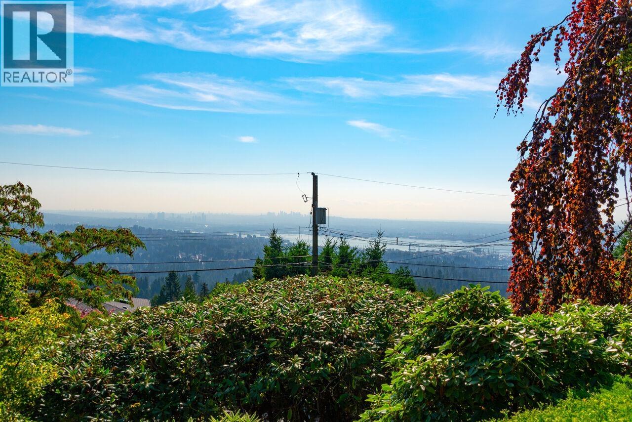 560 Craigmohr Drive, West Vancouver, British Columbia  V7S 1W9 - Photo 35 - R3151456