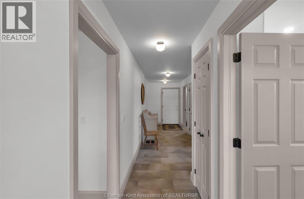 3894 St Clair Parkway, Port Lambton, Ontario  N0P 2B0 - Photo 39 - 26018529