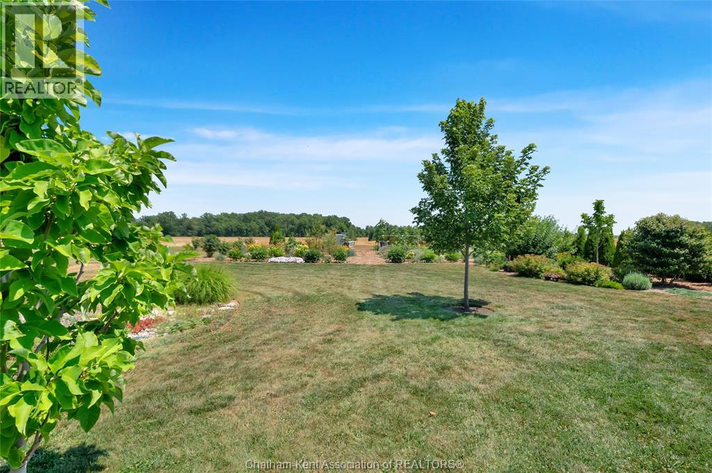 3894 St Clair Parkway, Port Lambton, Ontario  N0P 2B0 - Photo 43 - 26018529