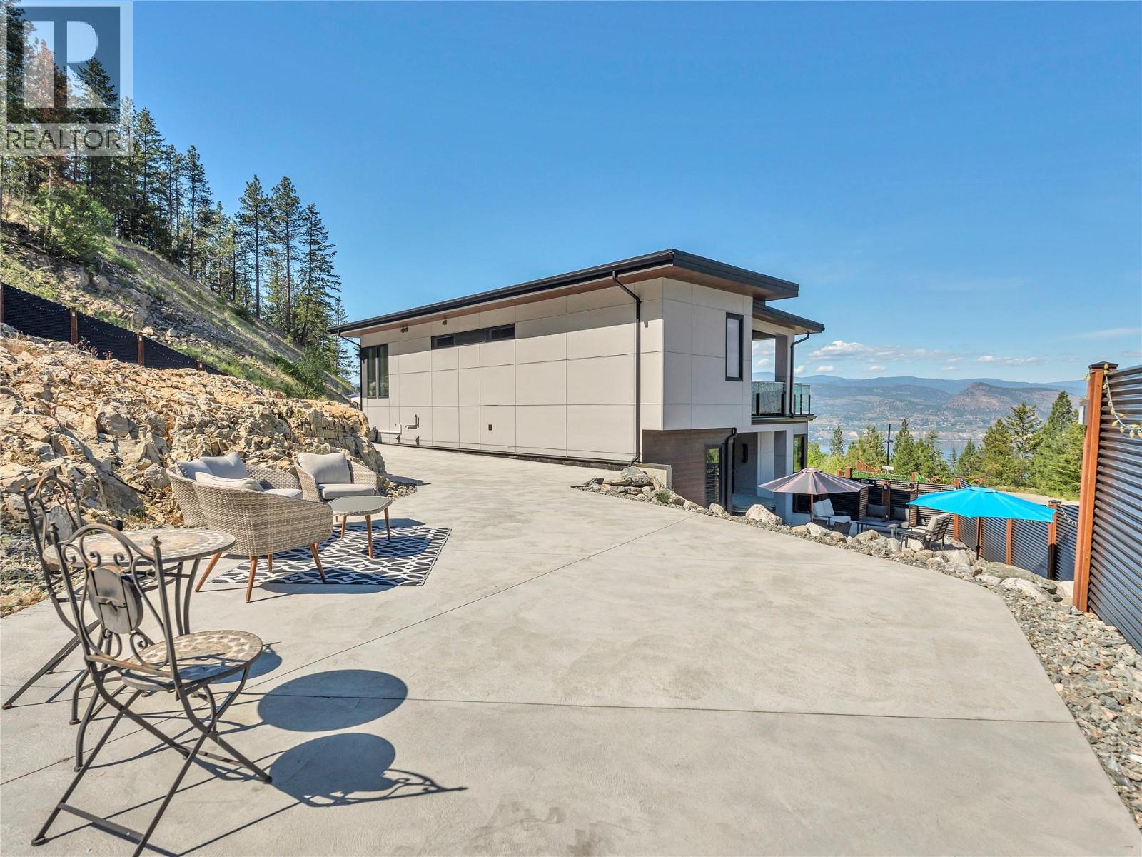 3060 Outlook Way, Naramata, British Columbia  V0H 1N1 - Photo 37 - 10389842