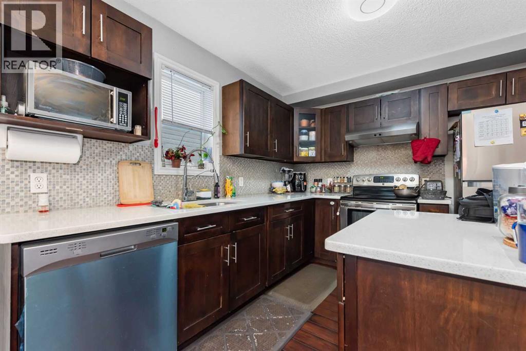 93 Saddleback Road NE, Calgary, Alberta  T3J 4K5 - Photo 8 - A2317260