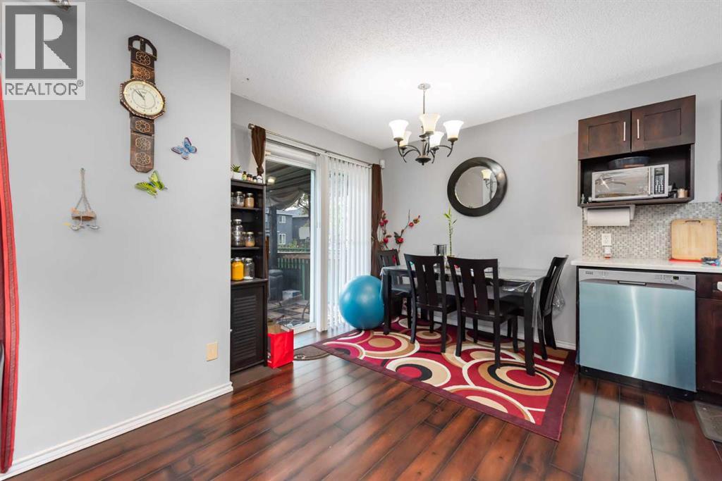 93 Saddleback Road NE, Calgary, Alberta  T3J 4K5 - Photo 9 - A2317260