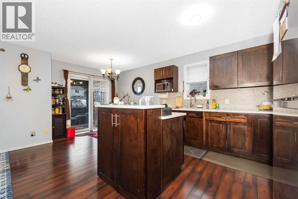 93 Saddleback Road NE, Calgary, Alberta  T3J 4K5 - Photo 7 - A2317260