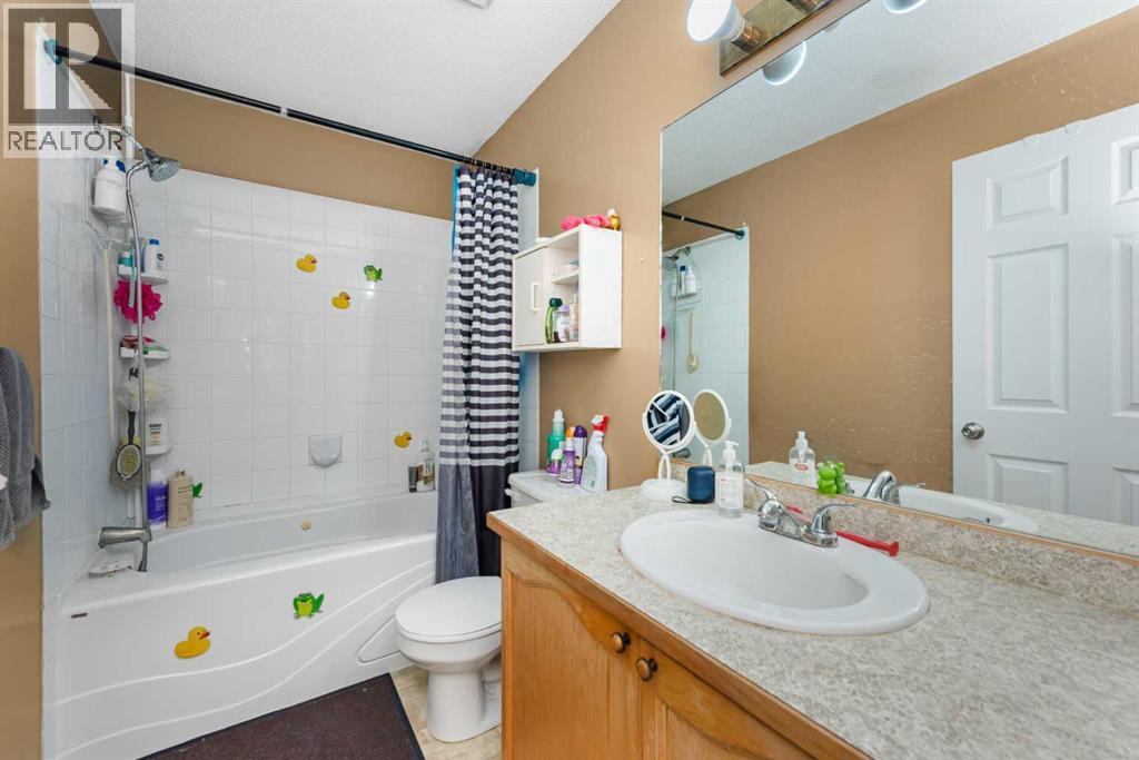 93 Saddleback Road NE, Calgary, Alberta  T3J 4K5 - Photo 18 - A2317260