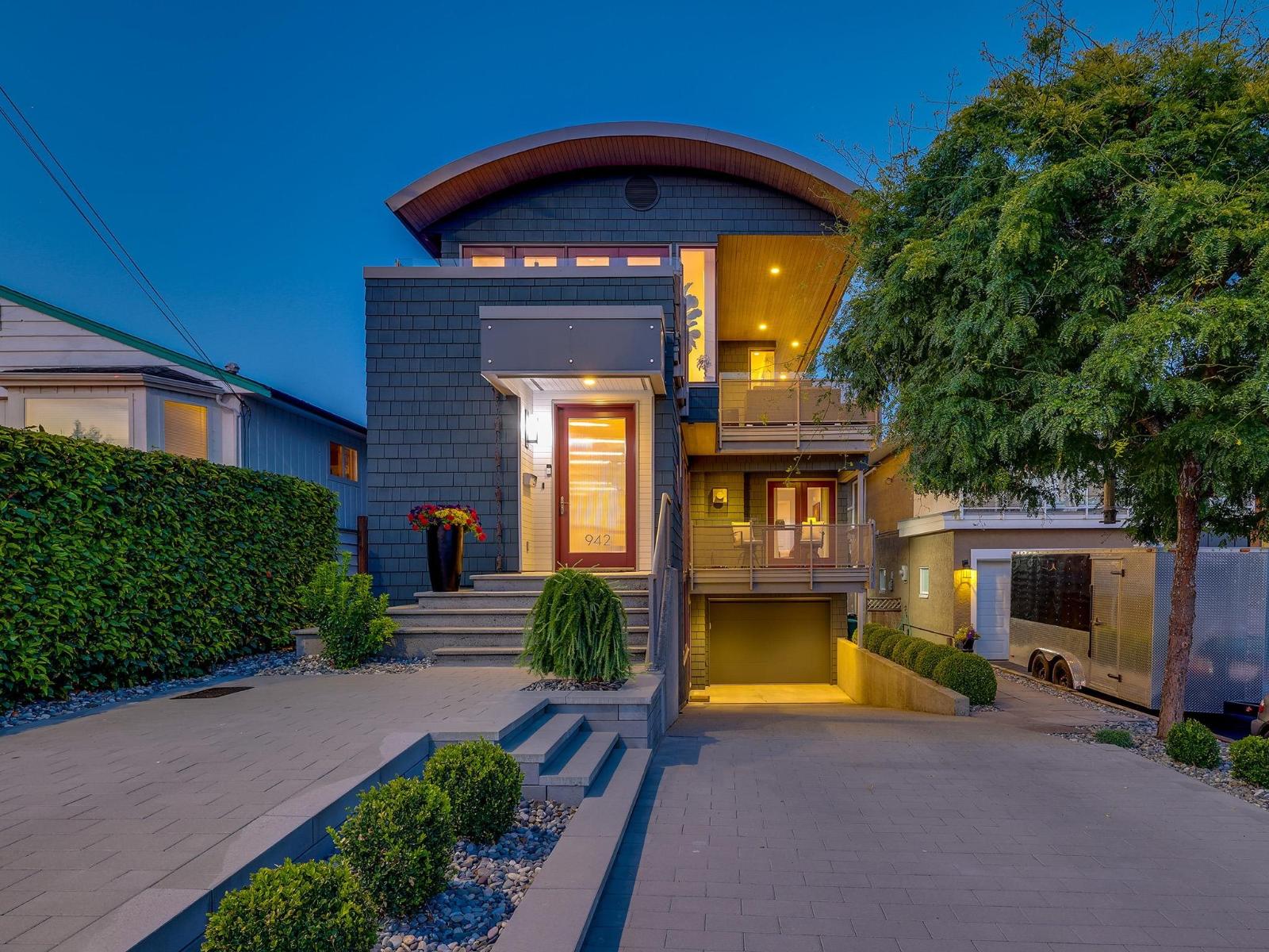 942 KEIL STREET, White Rock, British Columbia