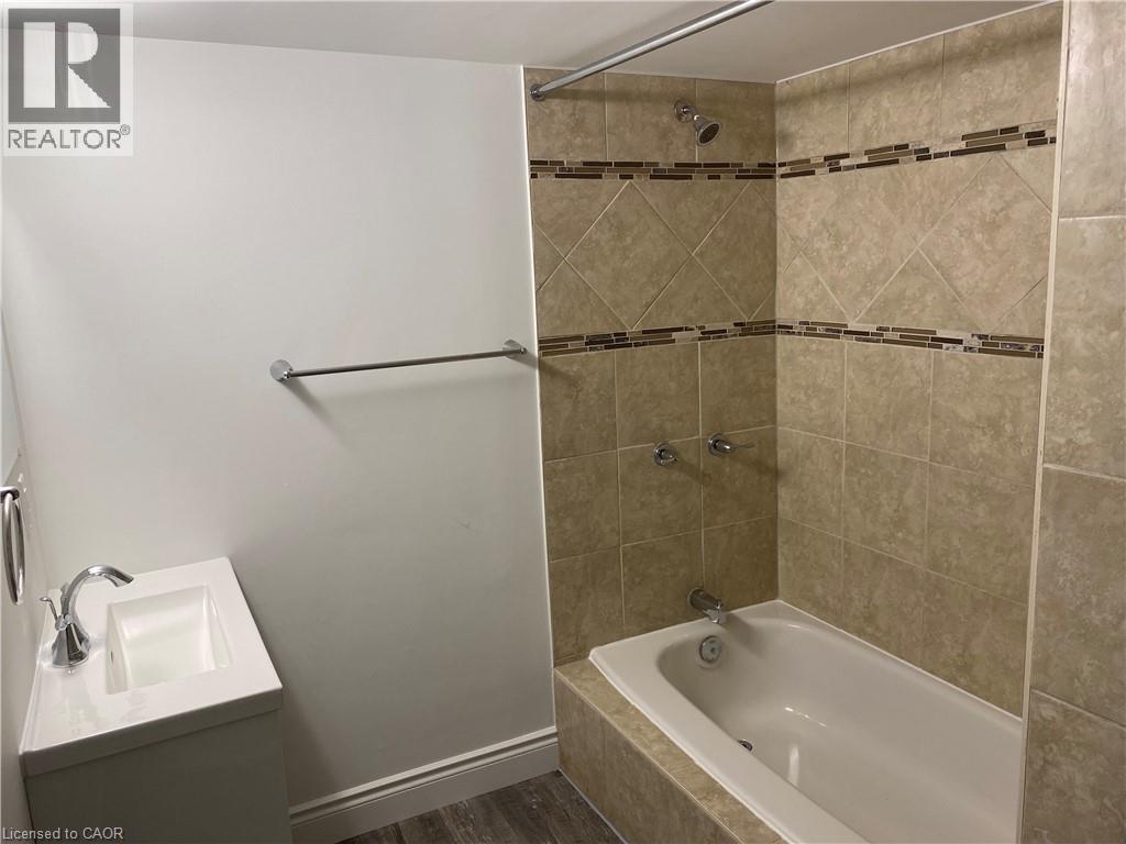 55 Edwina Court Unit# 2, Hamilton, Ontario  L8V 4M2 - Photo 9 - 40849885