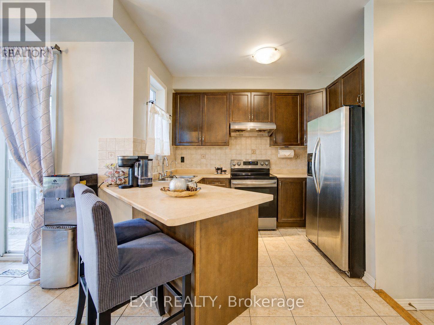 76 Ford Wilson Boulevard, Newmarket, Ontario  L3X 3G1 - Photo 11 - N13594632