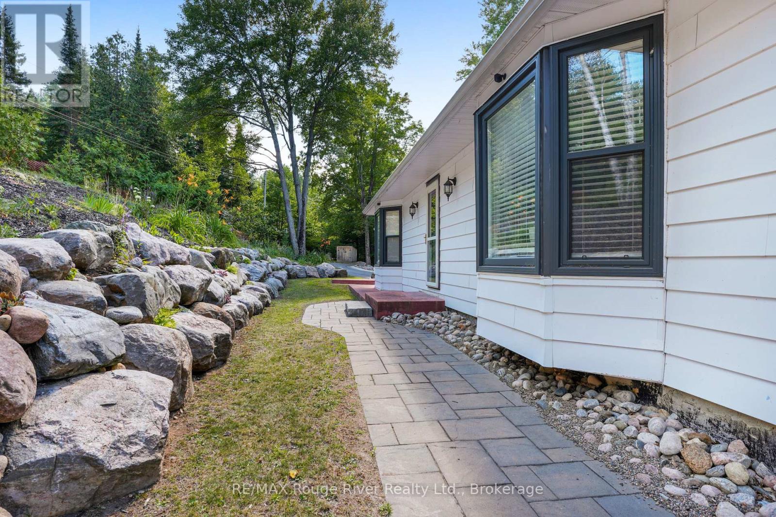 1087 Lagoon Road, Highlands East, Ontario  K0L 1C0 - Photo 13 - X13626522