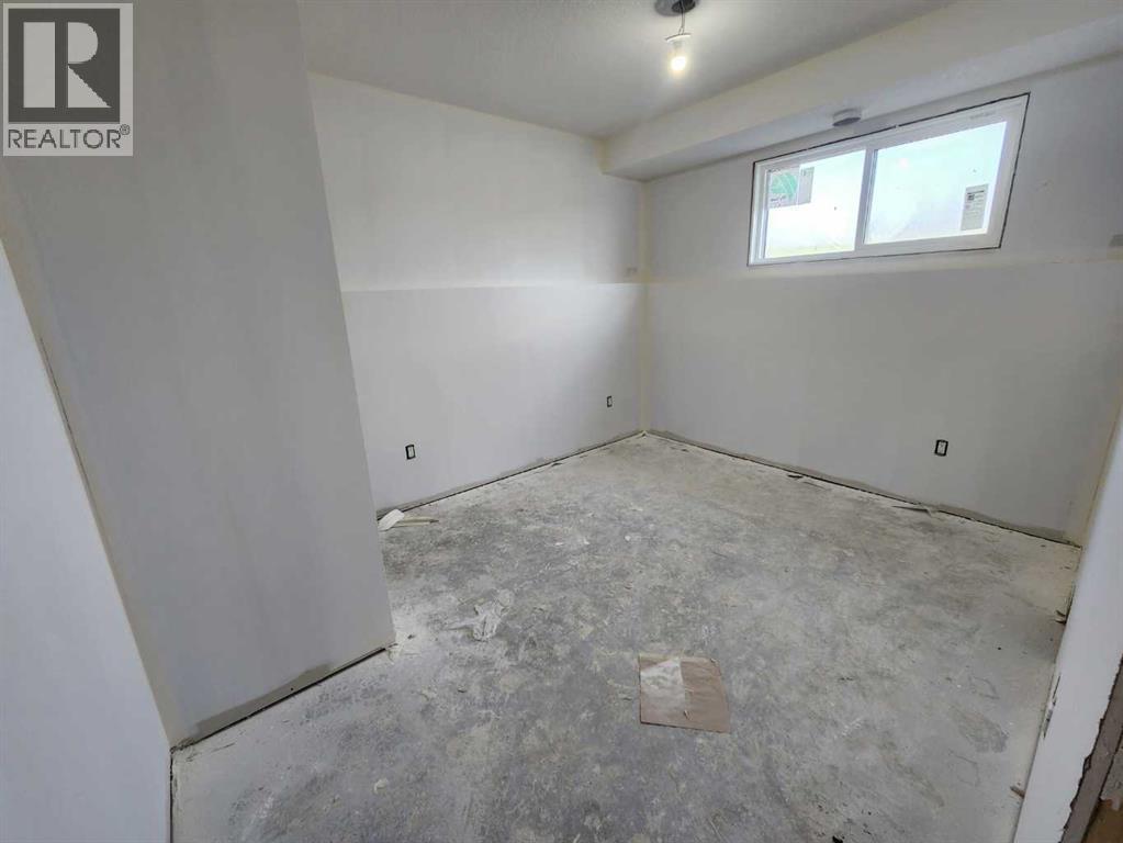 12914 87 Street, Grande Prairie, Alberta  T8X 0X8 - Photo 6 - A2285023