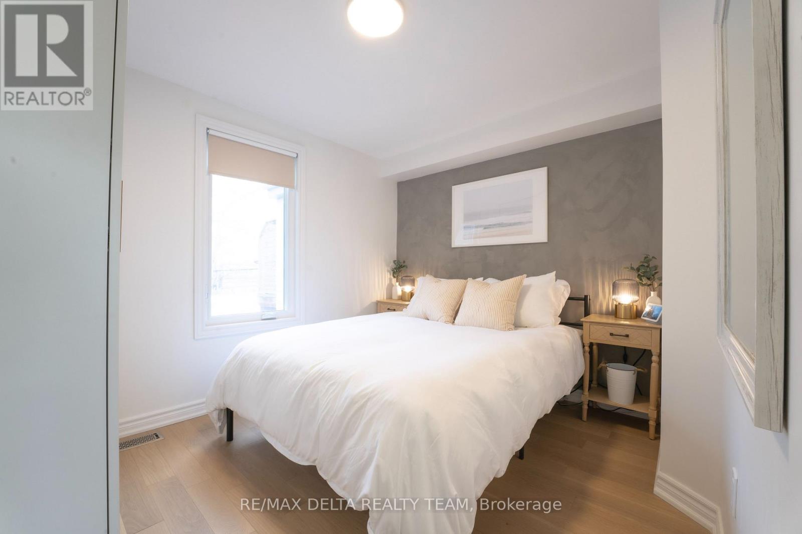 7 Craven Road, Toronto, Ontario  M4L 2Z4 - Photo 12 - E13626552