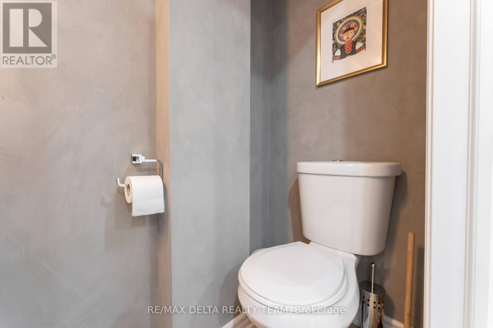 7 Craven Road, Toronto, Ontario  M4L 2Z4 - Photo 16 - E13626552