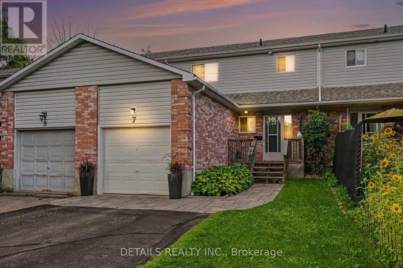 7 Isabella Street, Perth, Ontario  K7H 3H3 - Photo 2 - X13626352