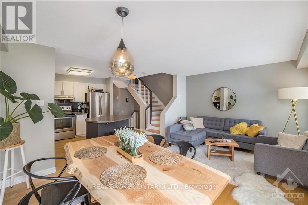 222 Meadowbreeze Drive, Ottawa, Ontario  K2M 3B3 - Photo 9 - X13626360