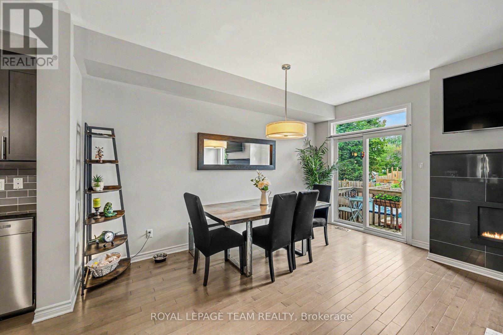 227 King Street, Carleton Place, Ontario  K7C 0G9 - Photo 8 - X13626364