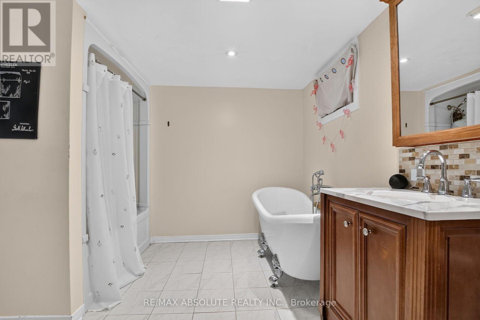 511 Penhill Avenue, Ottawa, Ontario  K1G 0V5 - Photo 37 - X13626386