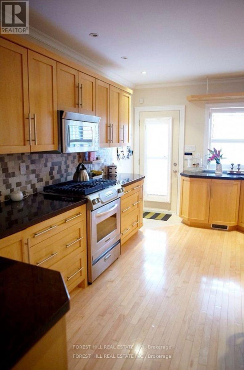 MAIN - 123 HELENDALE AVENUE Toronto (Yonge-Eglinton), ON M4R 1C6