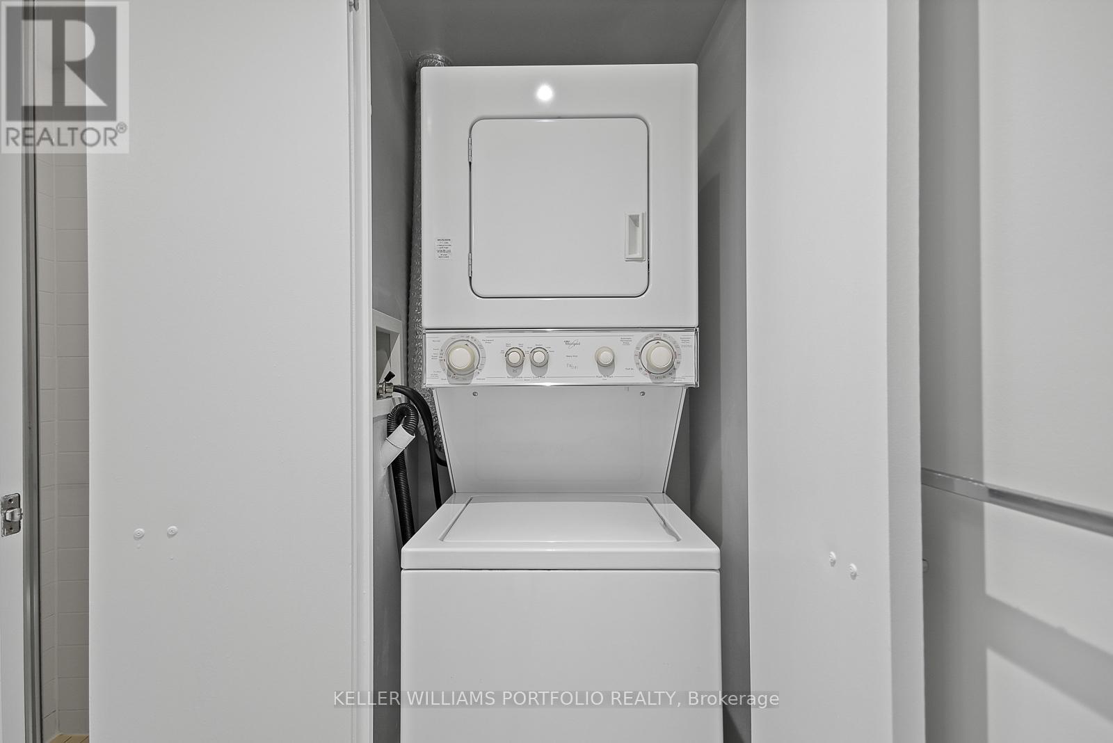 605 - 21 Nelson Street, Toronto, Ontario  M5V 3H9 - Photo 23 - C13626408