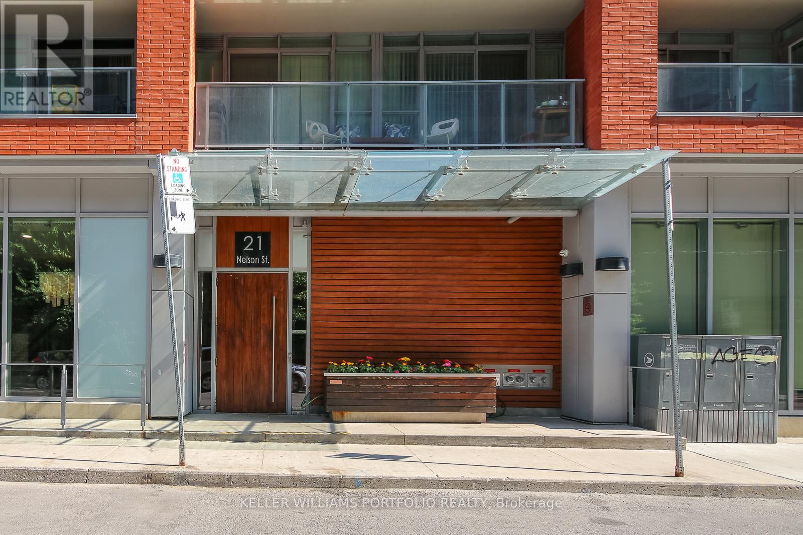 605 - 21 Nelson Street, Toronto, Ontario  M5V 3H9 - Photo 25 - C13626408