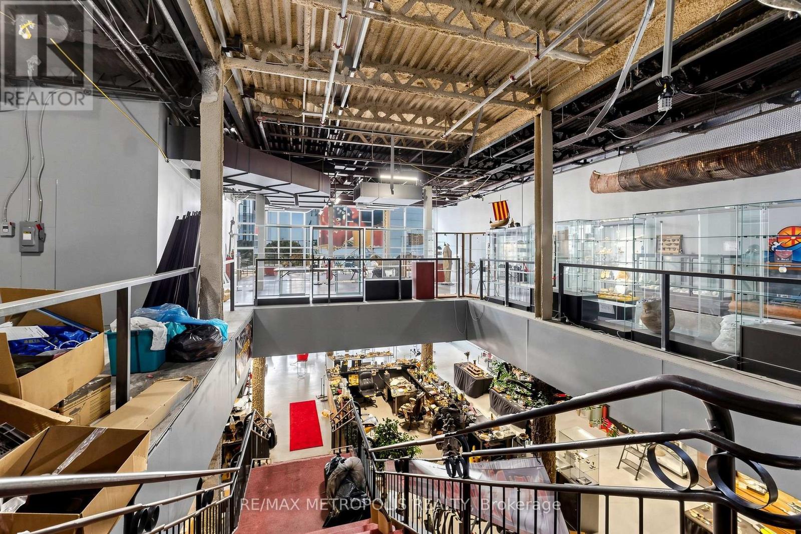 2nd & 3rd Floor - 331 - 333 Yonge Street, Toronto, Ontario  M5B 1R7 - Photo 10 - C13626492