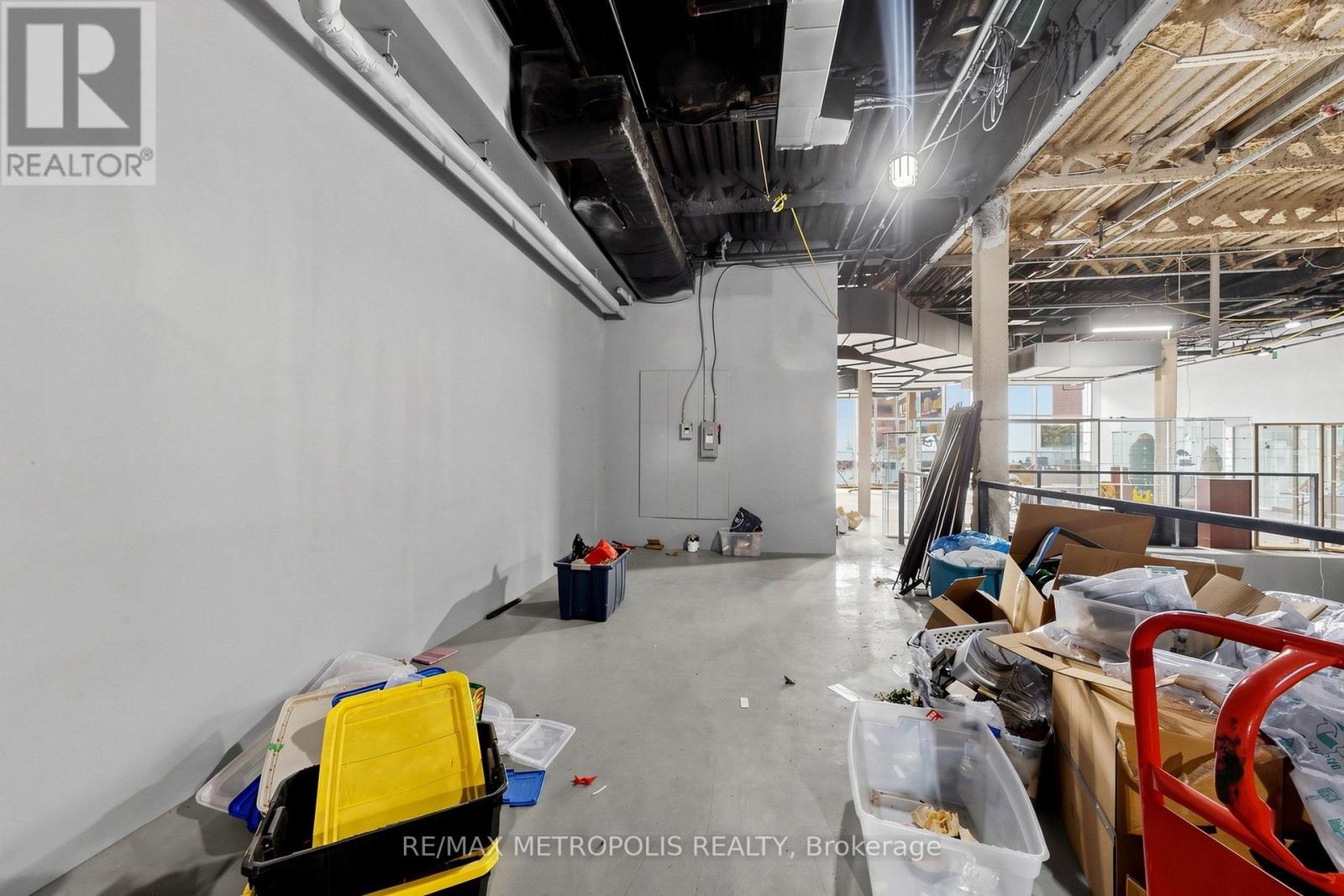 2nd & 3rd Floor - 331 - 333 Yonge Street, Toronto, Ontario  M5B 1R7 - Photo 12 - C13626492