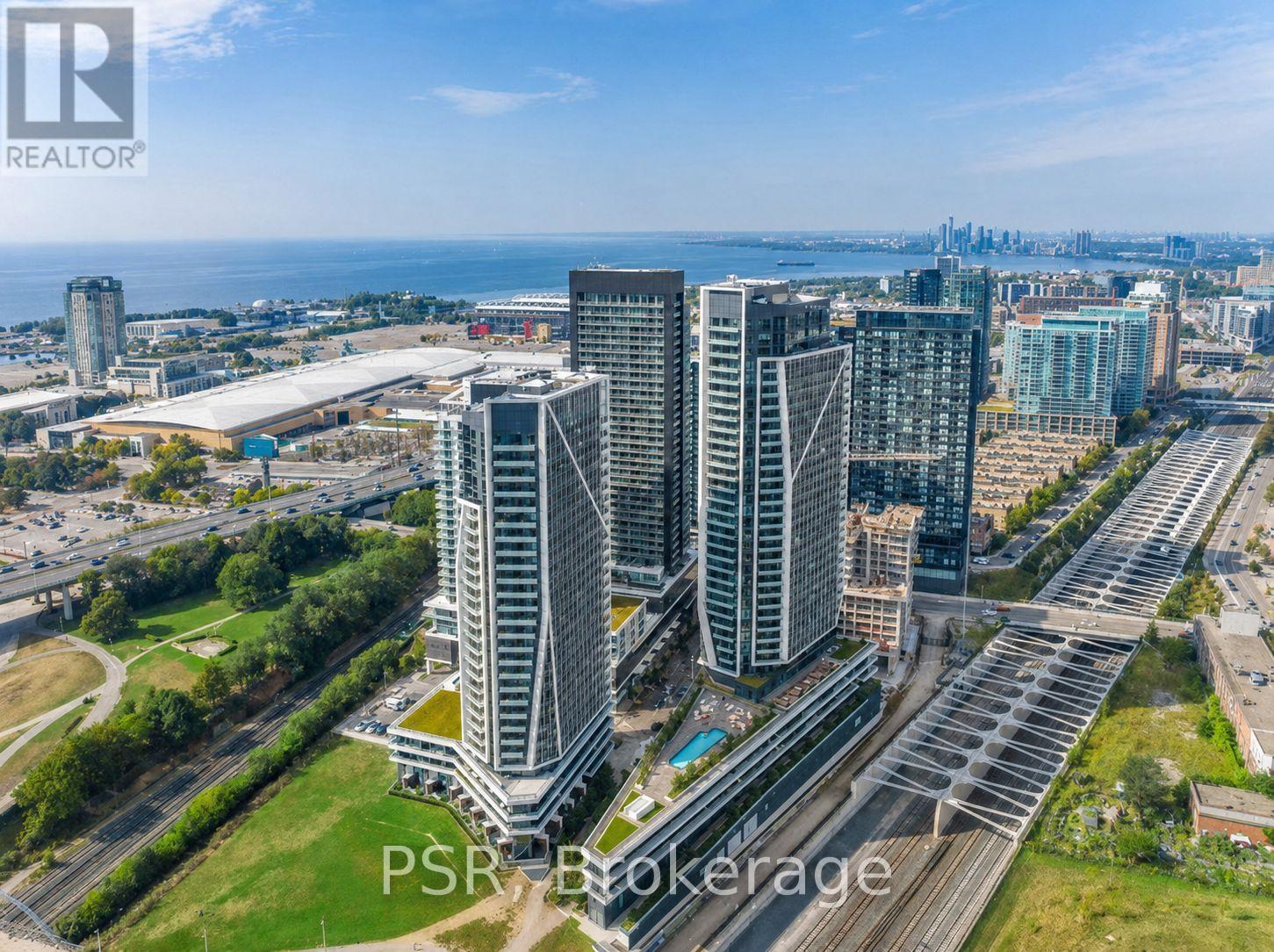 1207 - 30 ORDNANCE STREET