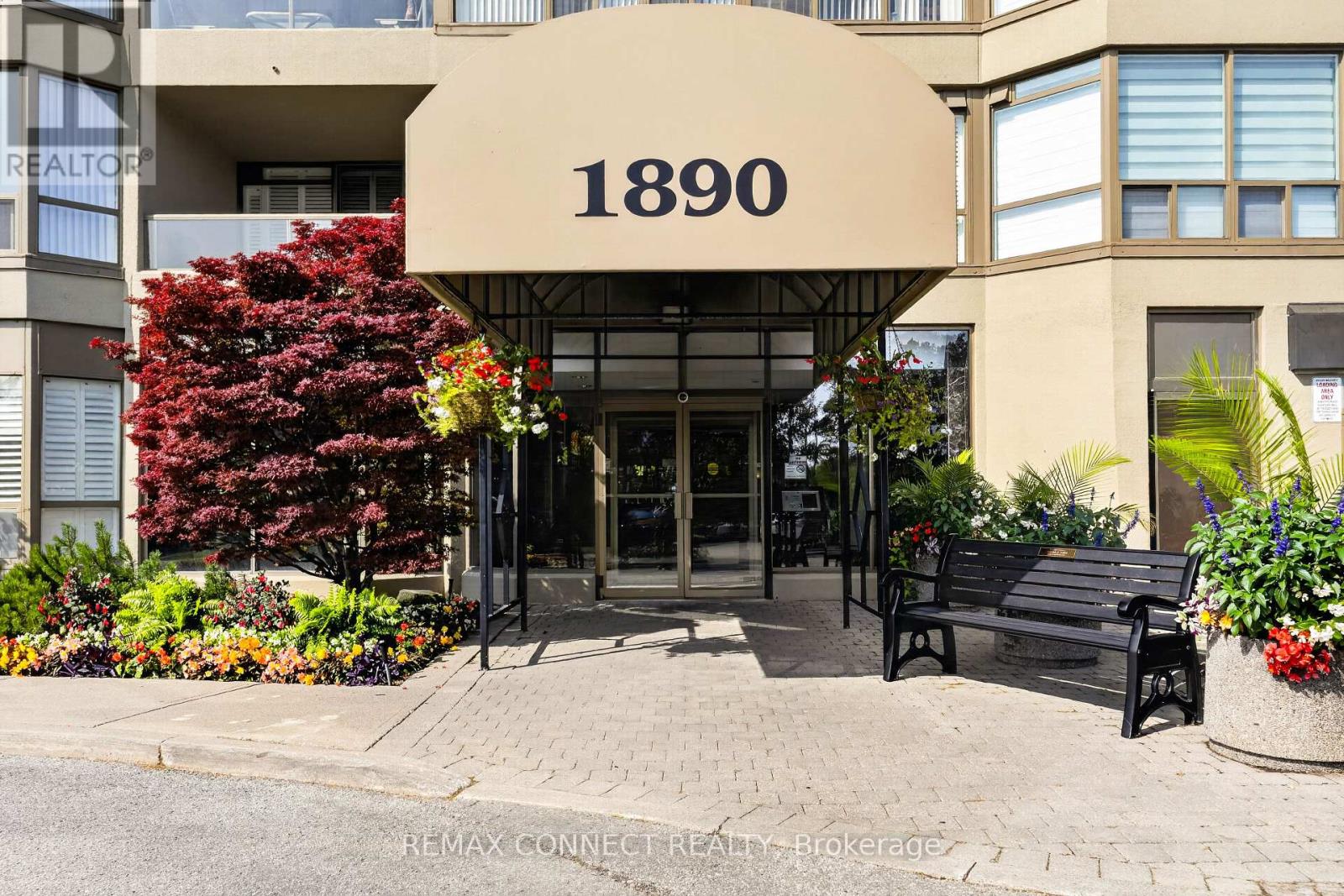 1516 - 1890 Valley Farm Road, Pickering, Ontario L1V 6B4 - Photo 3 - E13626486
