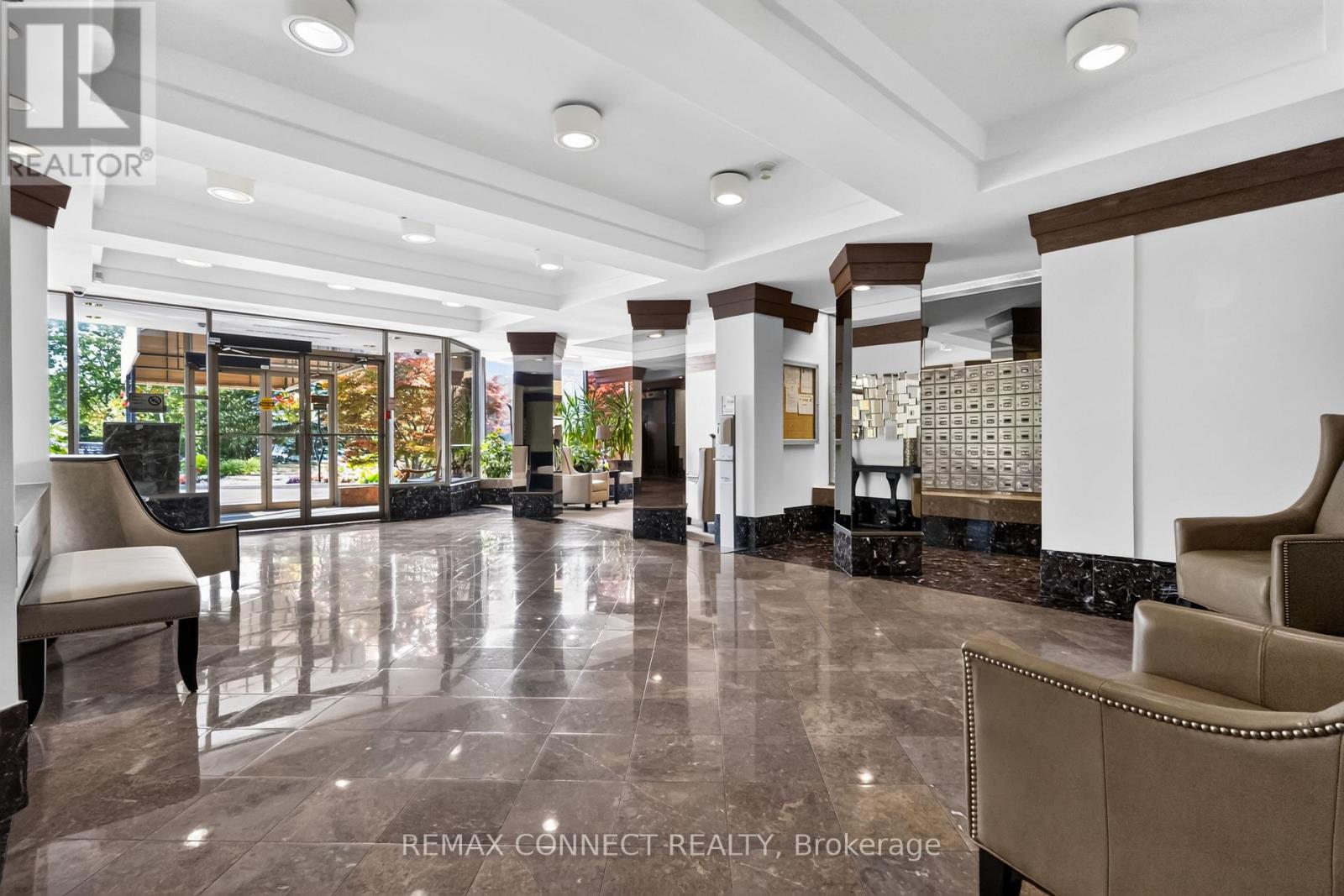 1516 - 1890 Valley Farm Road, Pickering, Ontario L1V 6B4 - Photo 4 - E13626486