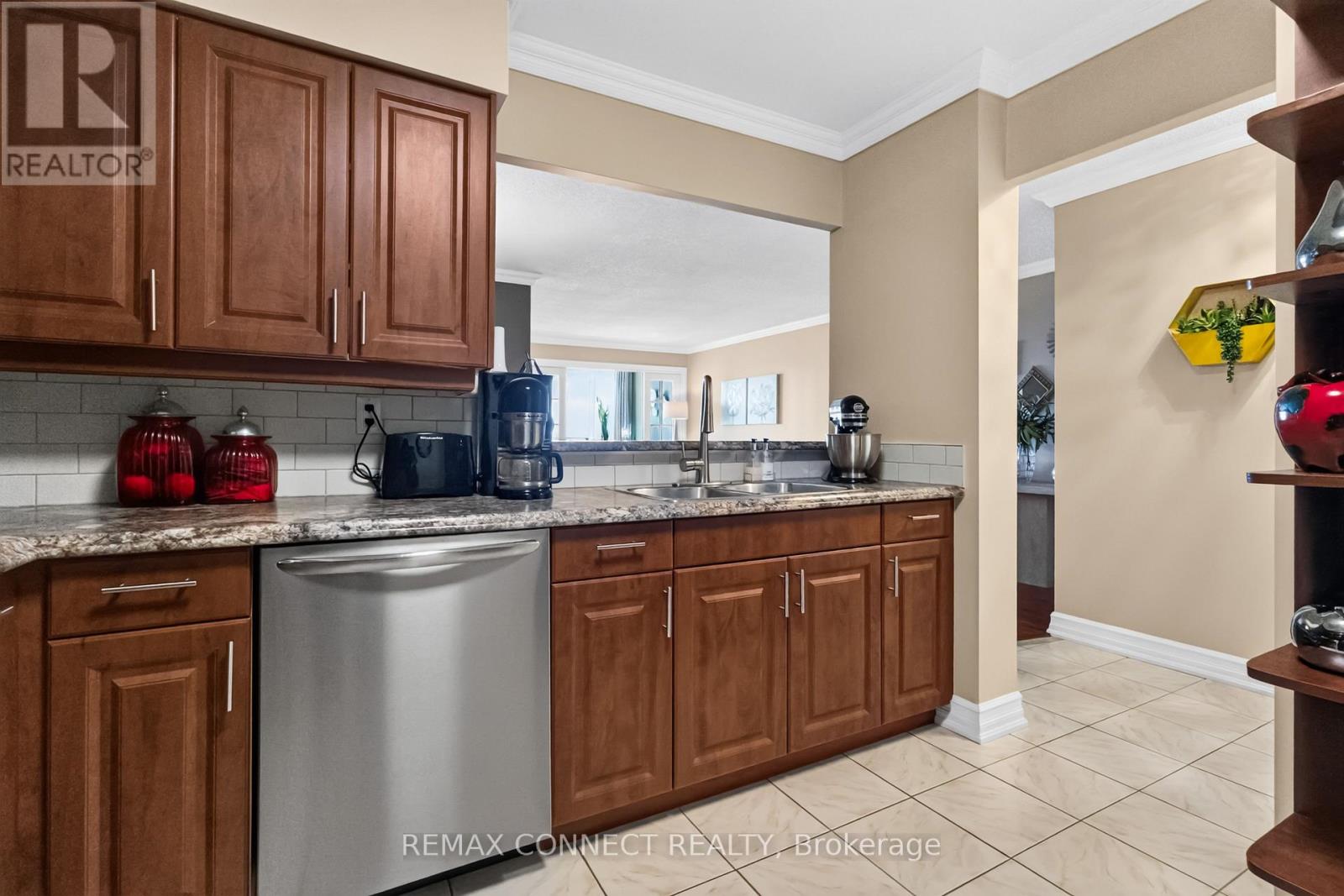 1516 - 1890 Valley Farm Road, Pickering, Ontario L1V 6B4 - Photo 9 - E13626486