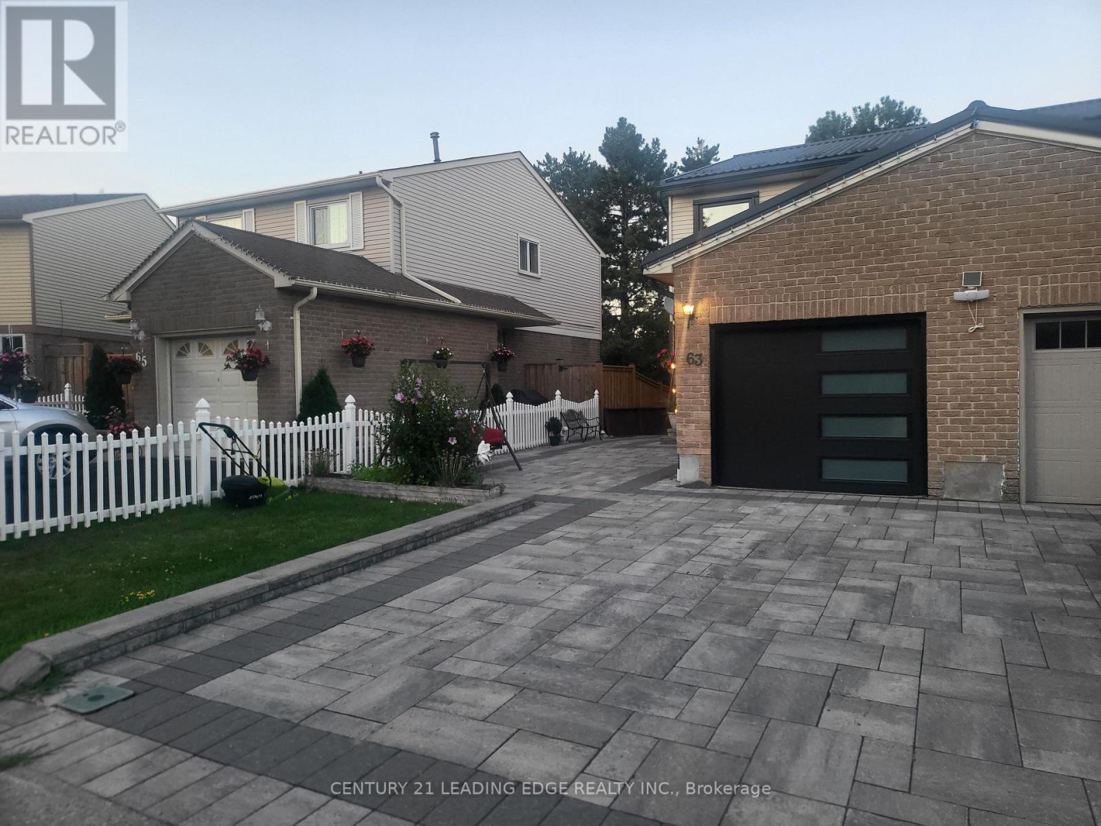 63 NABOB CRESCENT