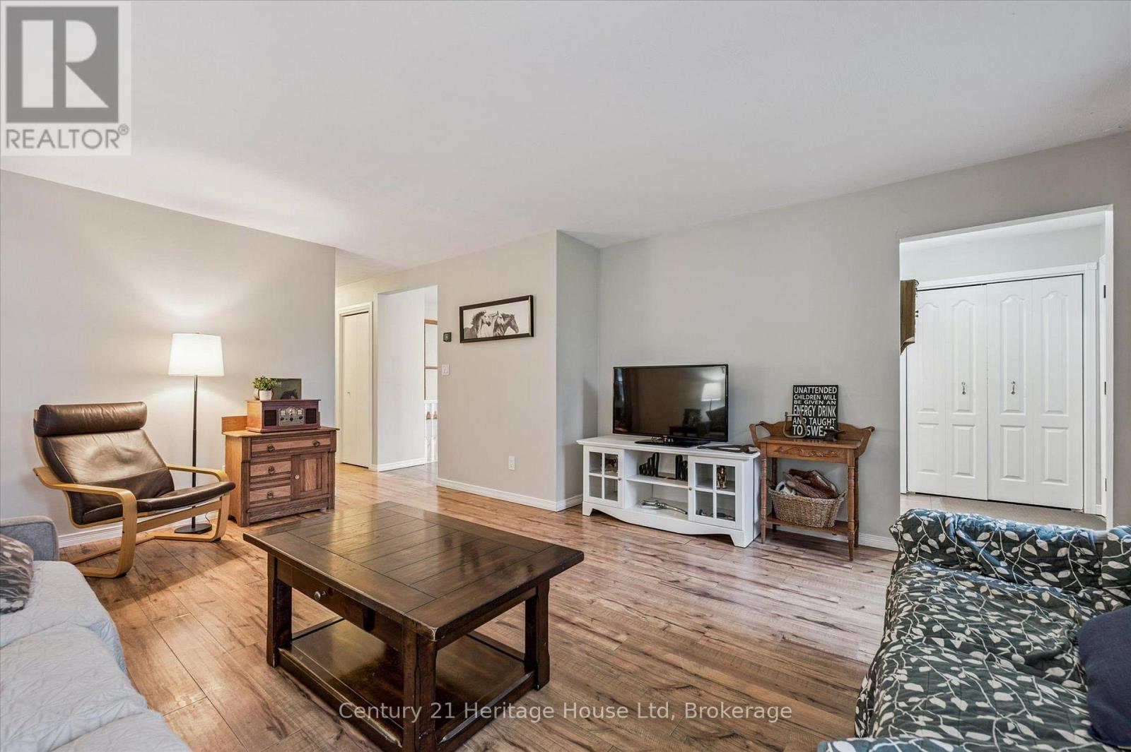 653 Perry Street, Centre Wellington (Fergus), Ontario  N1M 2R5 - Photo 10 - X13626448