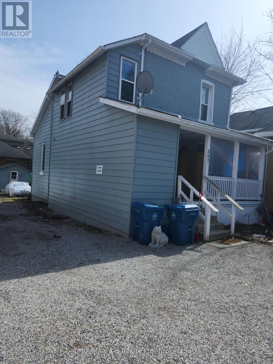 307 Erie Street, Stratford, Ontario  N5A 2N2 - Photo 1 - X13626452