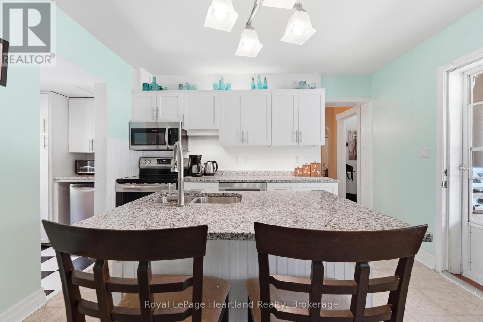 169 Ontario Street, Central Huron, Ontario  N0M 1L0 - Photo 18 - X13626554