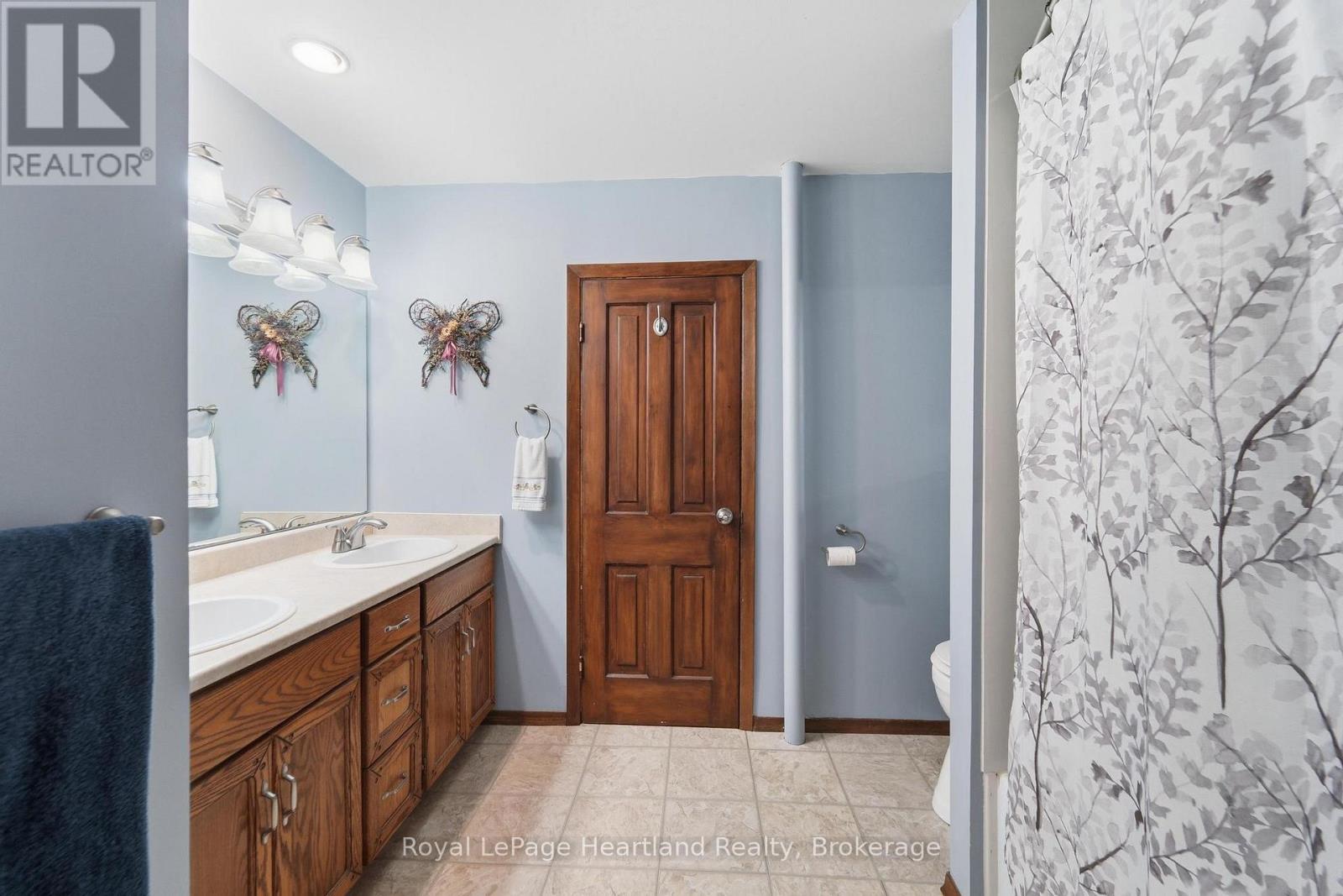 169 Ontario Street, Central Huron, Ontario  N0M 1L0 - Photo 34 - X13626554