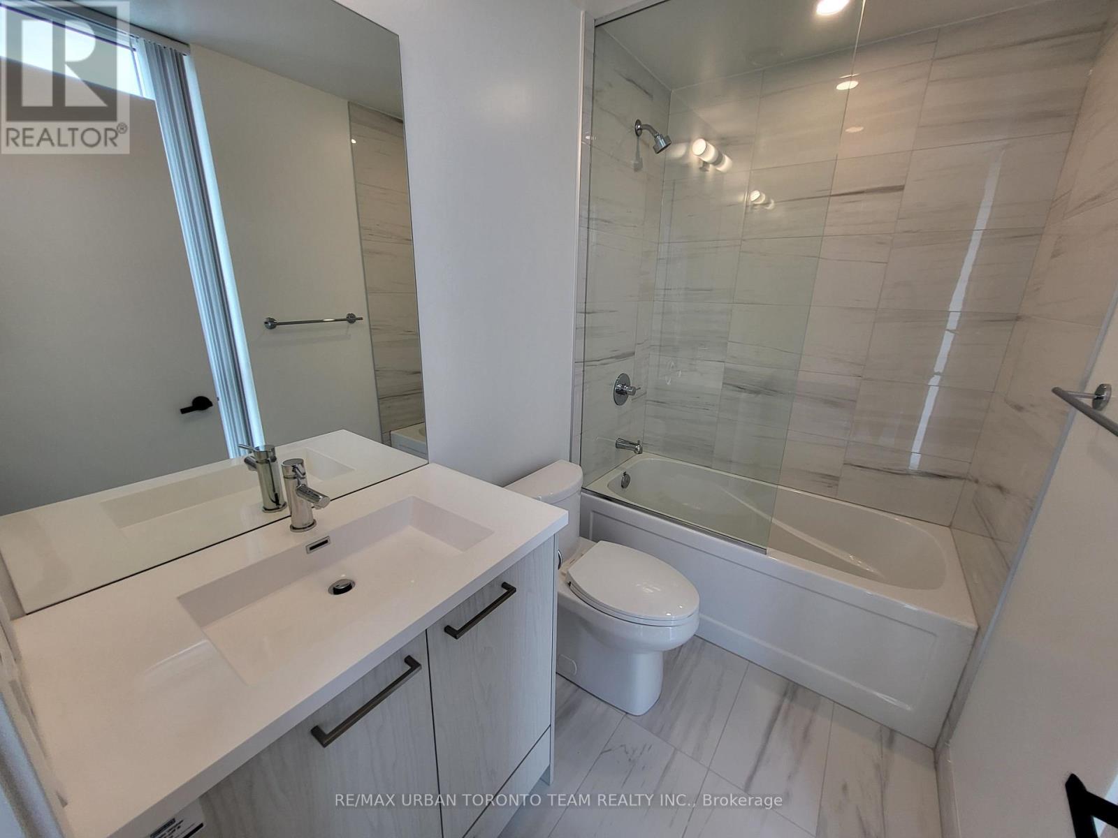 1110 - 28 Interchange Way, Vaughan, Ontario L4K 0P8 - Photo 12 - N13626414