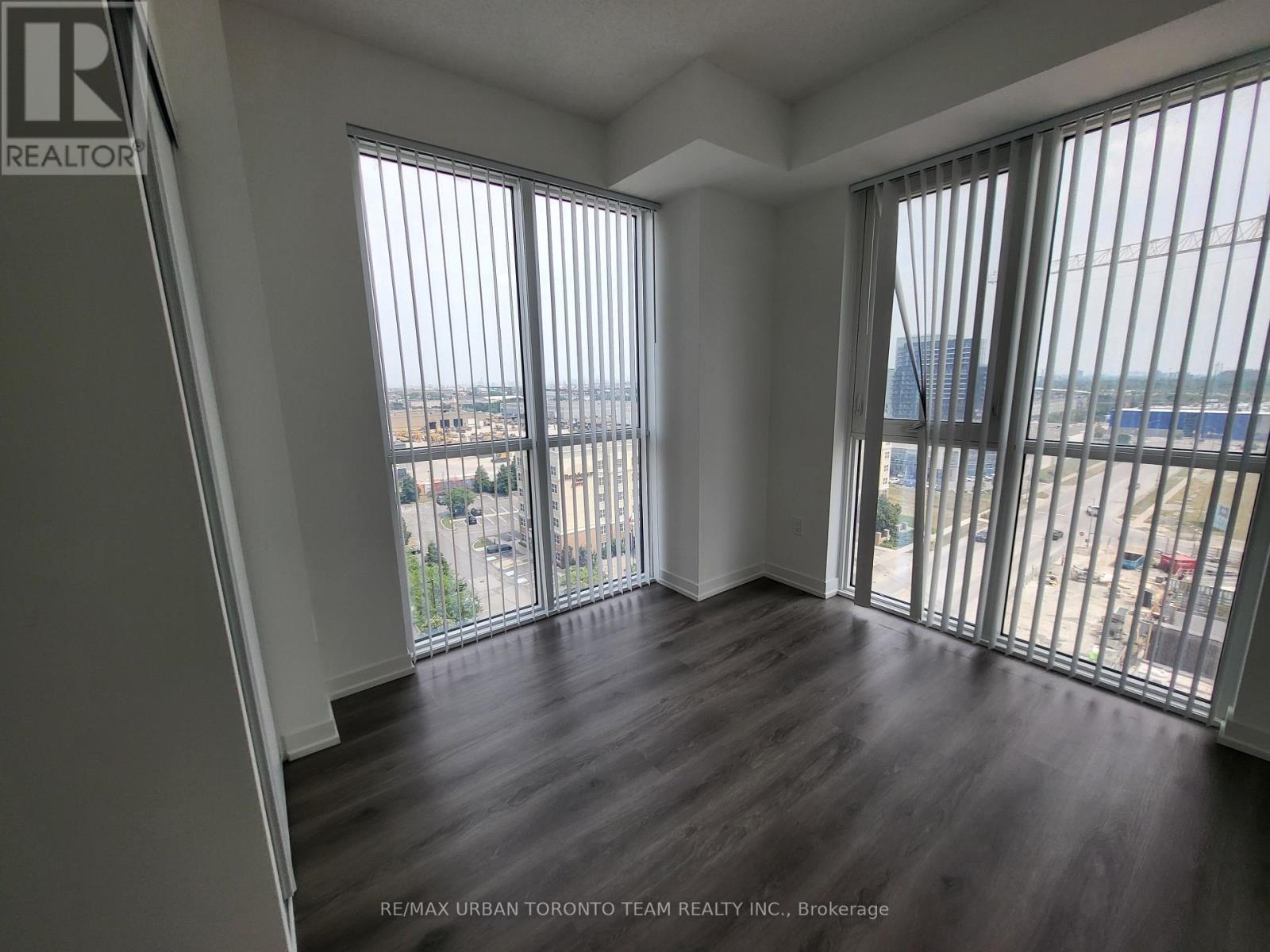 1110 - 28 Interchange Way, Vaughan, Ontario L4K 0P8 - Photo 5 - N13626414