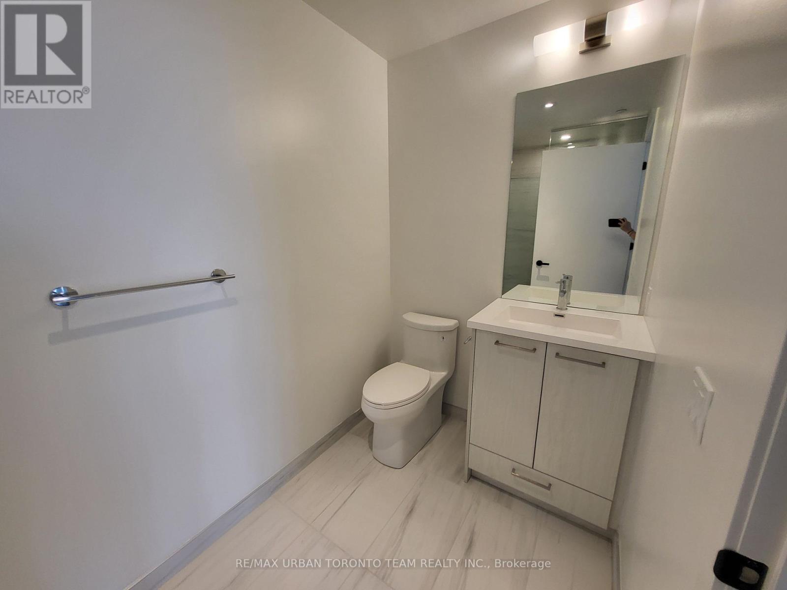 1110 - 28 Interchange Way, Vaughan, Ontario L4K 0P8 - Photo 8 - N13626414