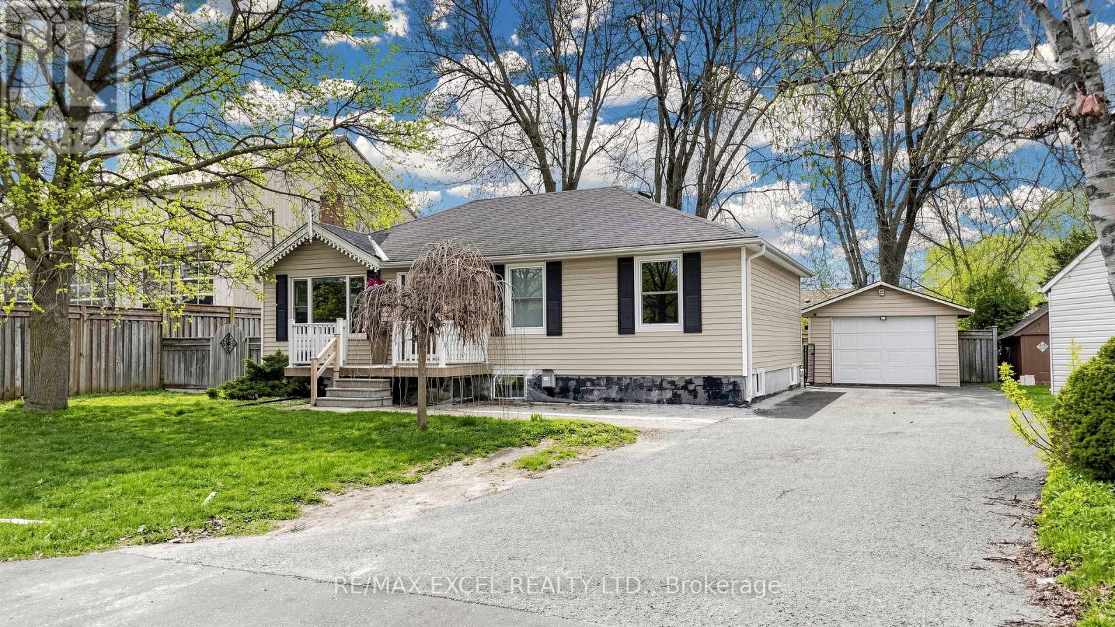 2 Hughes Street, Richmond Hill, Ontario  L4E 2V9 - Photo 1 - N13626438