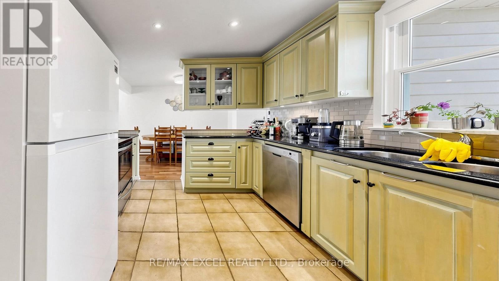 2 Hughes Street, Richmond Hill, Ontario  L4E 2V9 - Photo 10 - N13626438