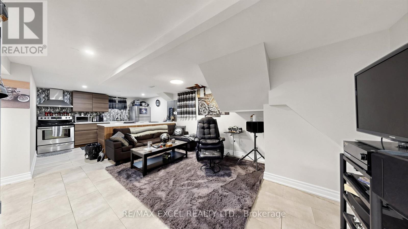 2 Hughes Street, Richmond Hill, Ontario  L4E 2V9 - Photo 25 - N13626438
