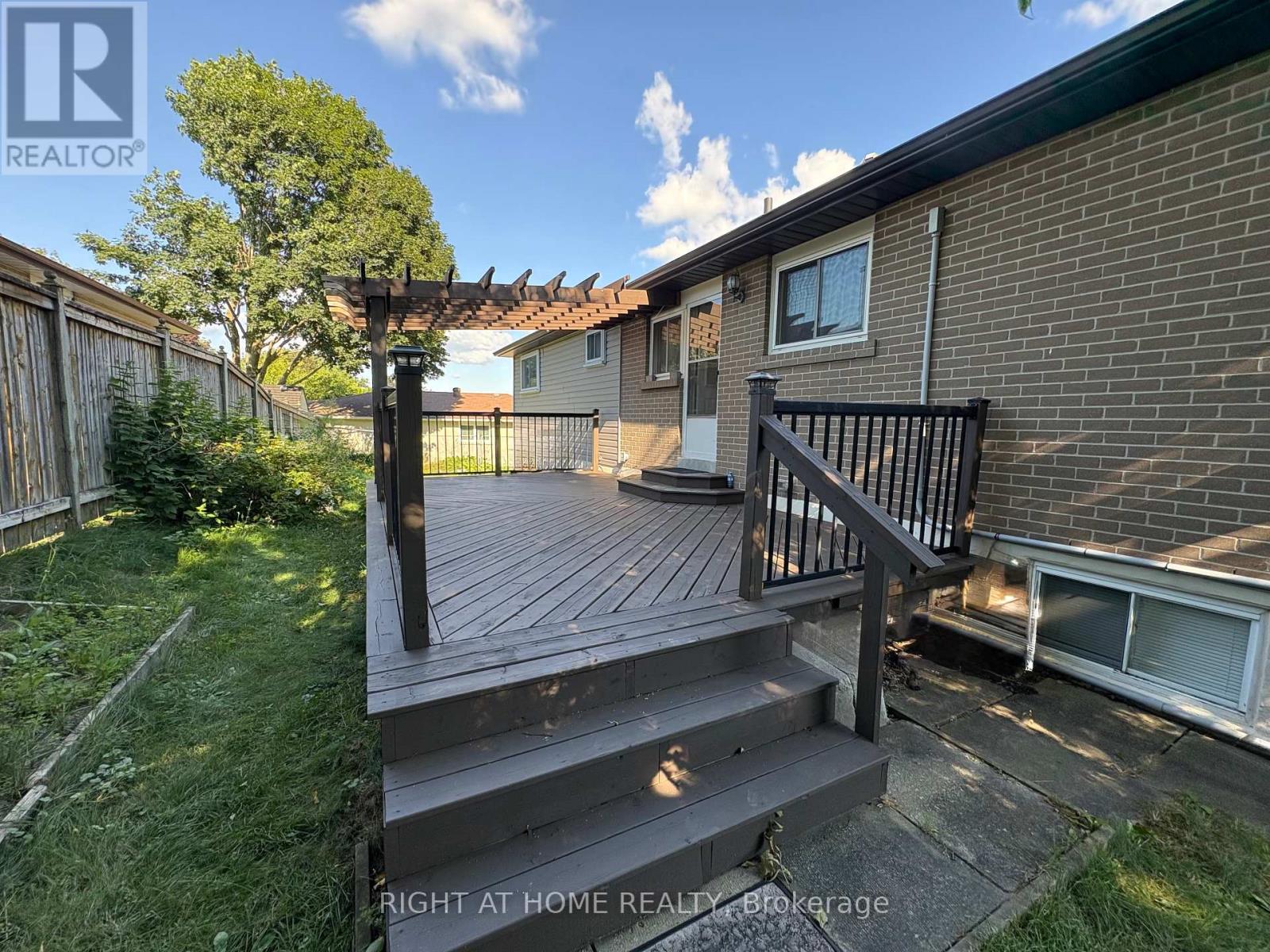 Upper Level - 58 Devins Drive, Aurora, Ontario  L4G 2Z1 - Photo 13 - N13626462