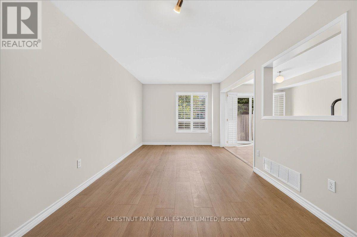 241 Banbrooke Crescent, Newmarket, Ontario  L3X 2W5 - Photo 8 - N13626546
