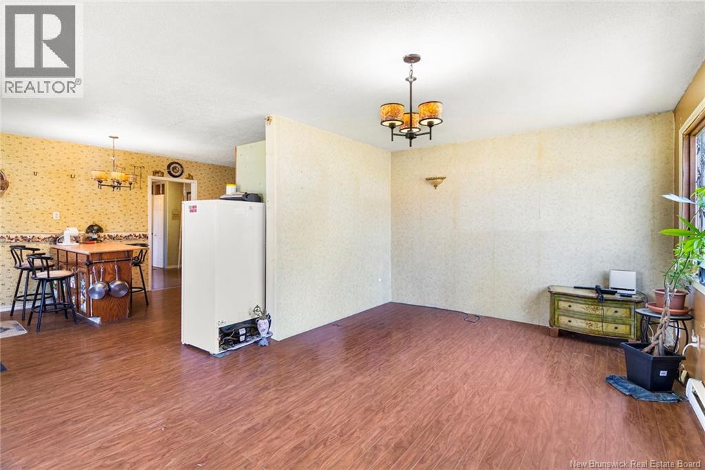 36 Queen Street, Minto, New Brunswick  E4B 3P1 - Photo 4 - NB145154