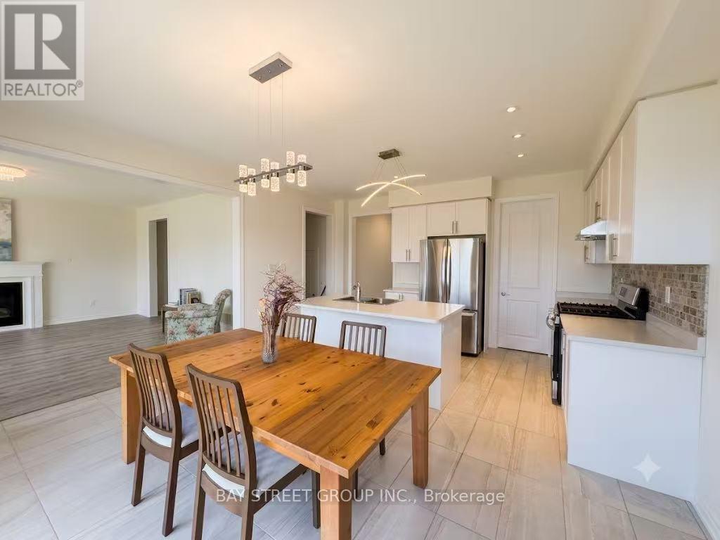 27 Samuel Crescent, Springwater, Ontario  L9X 2A4 - Photo 7 - S13626390
