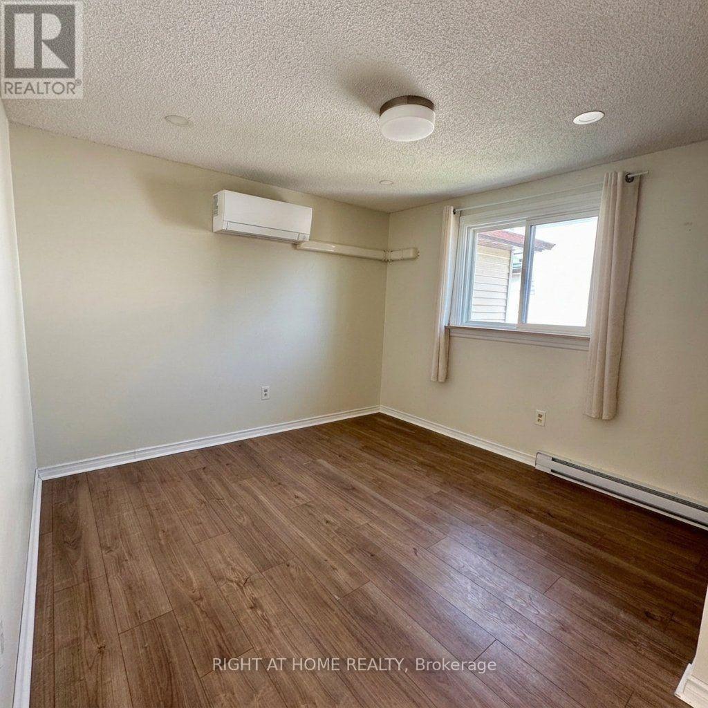 Main - 321 Sunnidale Road, Barrie, Ontario  L4N 5R1 - Photo 7 - S13626472