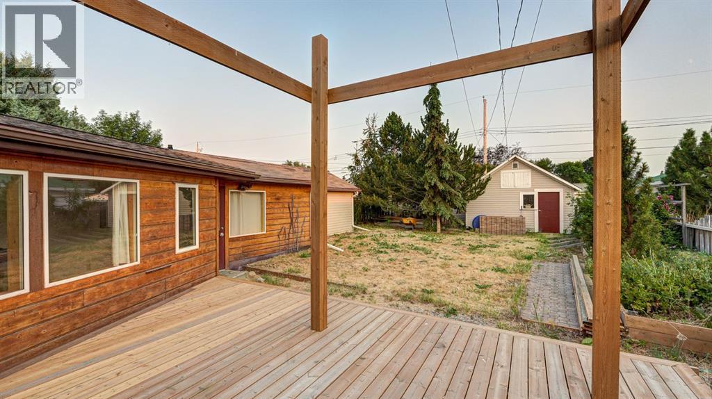 335 50 Avenue W, Claresholm, Alberta  T0L 0T0 - Photo 37 - A2331892